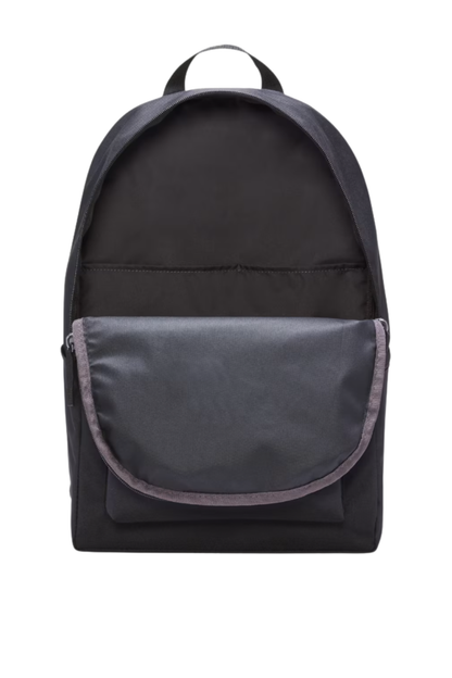 Classic Swoosh Backpack